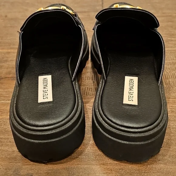 Steve Madden Black Chunky Mule Loafers with Gold Detailed Hardware Sz 9.5 - Picture 4 of 7